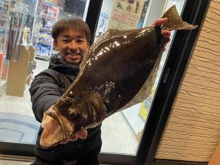 勝浦周辺（堤防）ヒラメ釣れています‼️