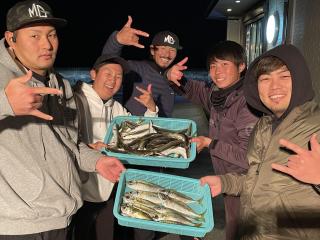 勝浦周辺（堤防）アジング好調です‼️